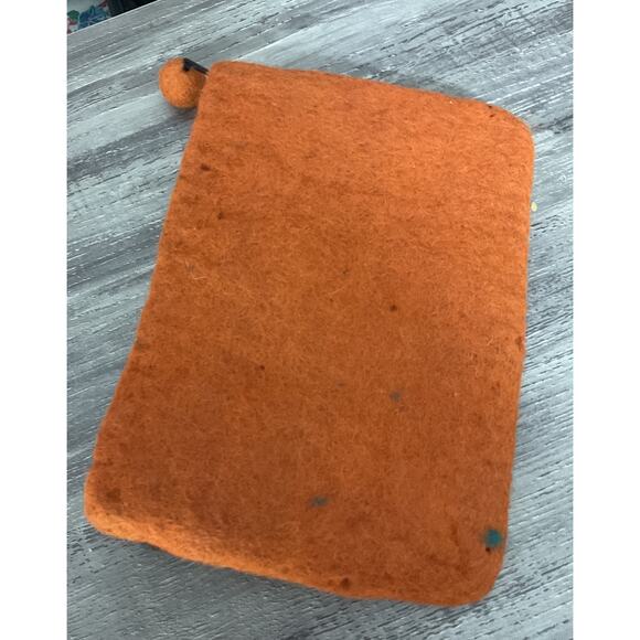 Rising Tide 100% Wool Clutch Bag Zip 8 1/4” x 6” - Picture 2 of 6